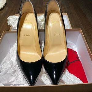 Christian Louboutin Pigalle Follies Pump